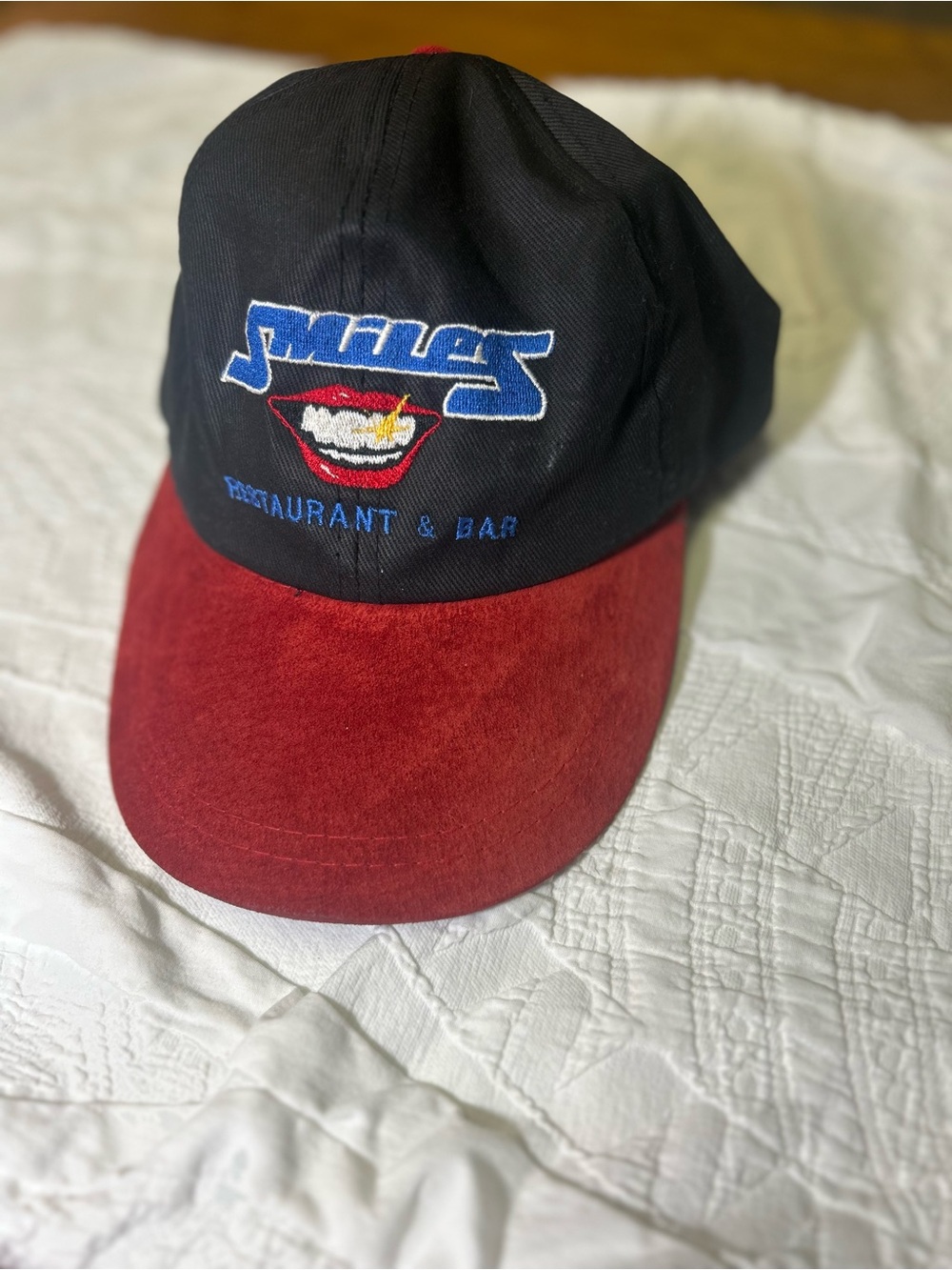 Retro Hat Smiles Restaurant and Bar